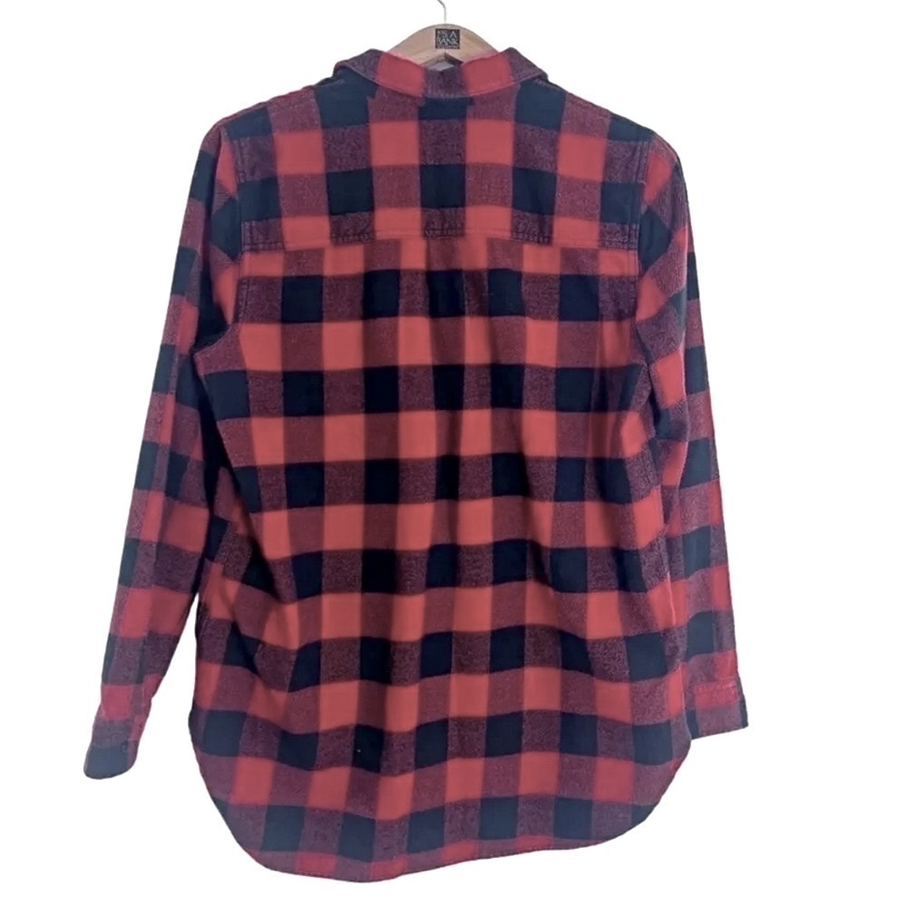 Madewell Classic Buffalo Plaid (Red/Black) Flannel Button Down. Size Medium. - Picture 9 of 10